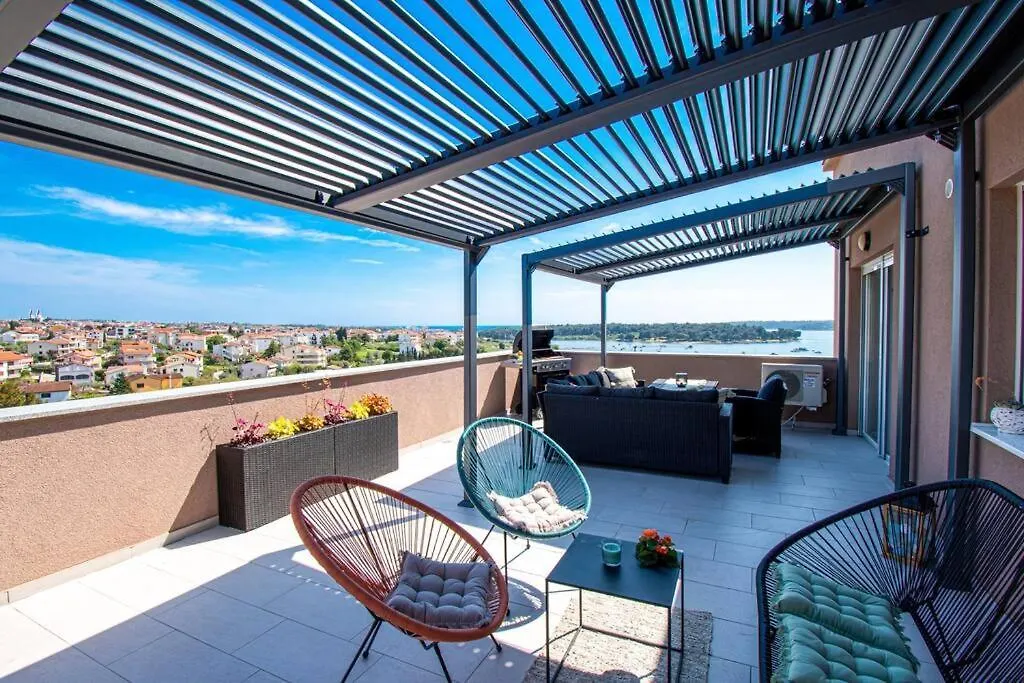 Apartments Megy Mit Meerblick In Medulin,Istrien